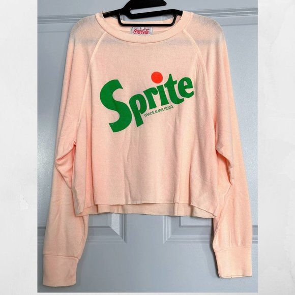 WILDFOX x COCA-COLA Sprite World Tour Crop Top Size Medium NWT - Picture 2 of 5